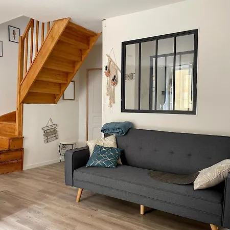 Au Charme De Apartment Sarlat-la-Caneda