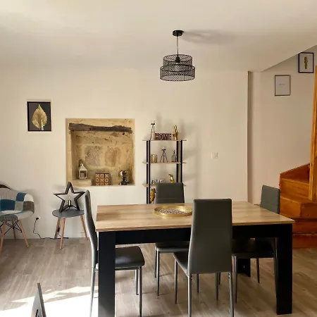 4 Personnes Dans Le Centre Historique De Sarlat-la-Canéda