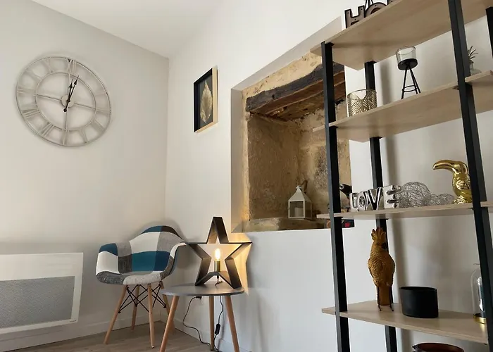 Au Charme De Apartament